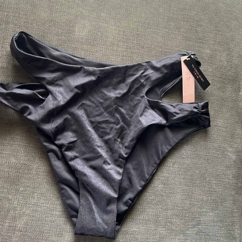 Brand new women’s bathing suit, bottoms